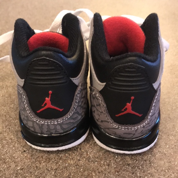 Toddler Air Jordans - Picture 4 of 6